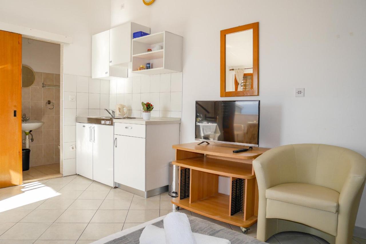Apartments Beach Дуги-Рат Экстерьер фото